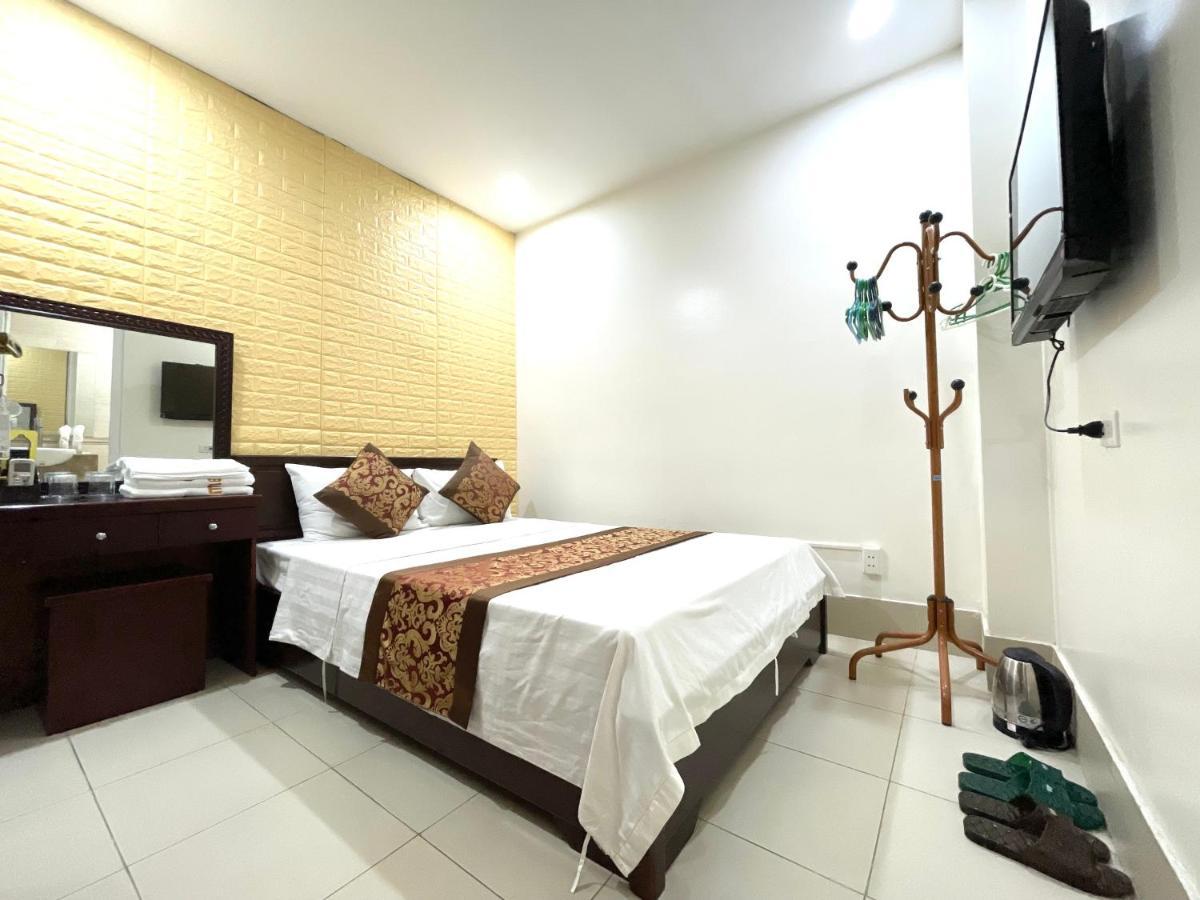 Mely Hotel Ha Noi Hanoj Exteriér fotografie